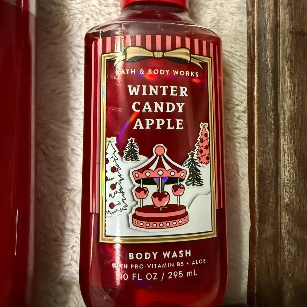Bath & Body Works Winter Candy Apple Collection - Red